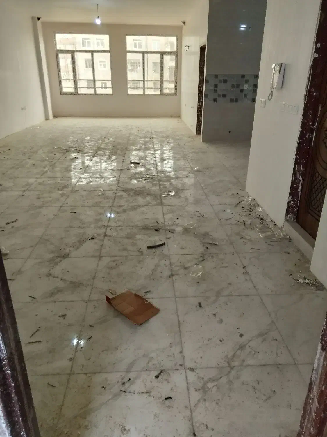 رهن واحد 120متری کلید نخورده فول امکانات