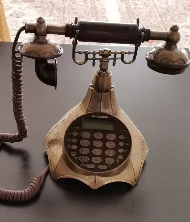 تلفن کاملا سالم و تمیز و نو|تلفن رومیزی|سبزوار, پاسداران|دیوار