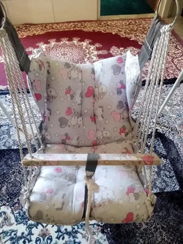 تاب گهواره ای|اسباب‌‌بازی|شیراز, شیخ علی چوپان|دیوار