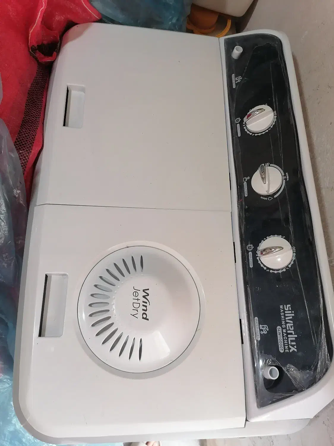 لباسشویی دوقلو نونو|ماشین لباسشویی و خشک‌کن لباس|شیراز, قلعه شاهزاده بیگم|دیوار