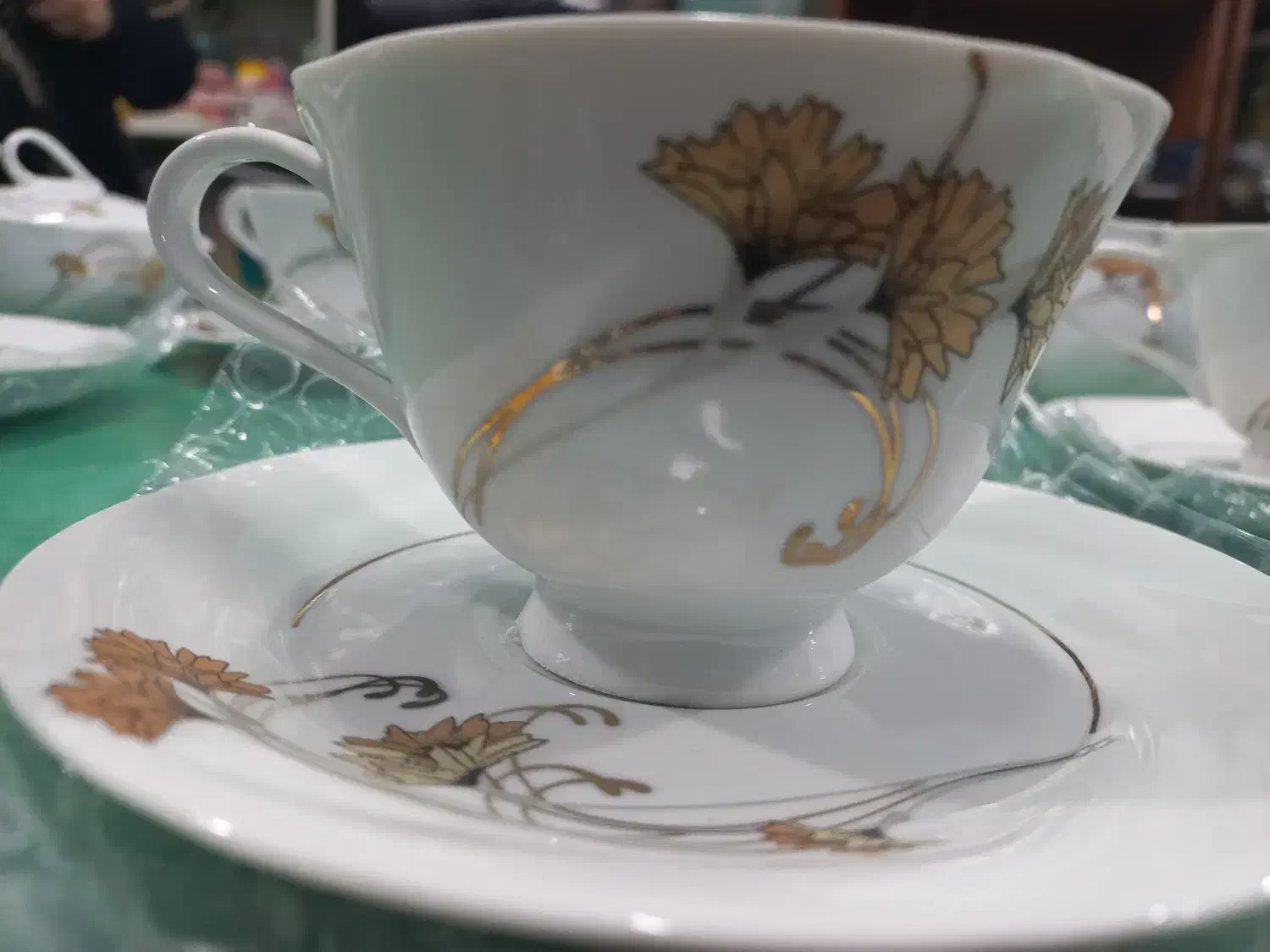 شیر خوری ۱۷ پارچه نو زیر قیمت|ظروف سرو و پذیرایی|قم, دانش|دیوار