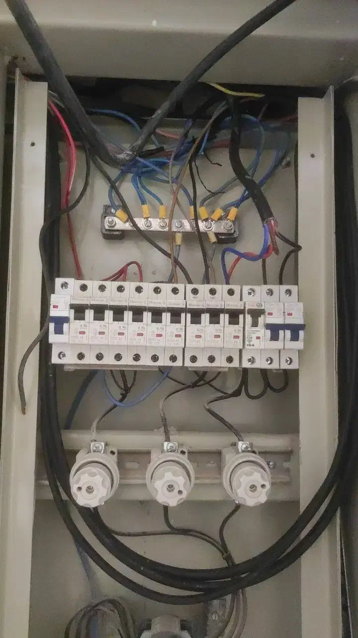 خدمات برق برقکاری رفع عیب|خدمات پیشه و مهارت|گرگان, |دیوار