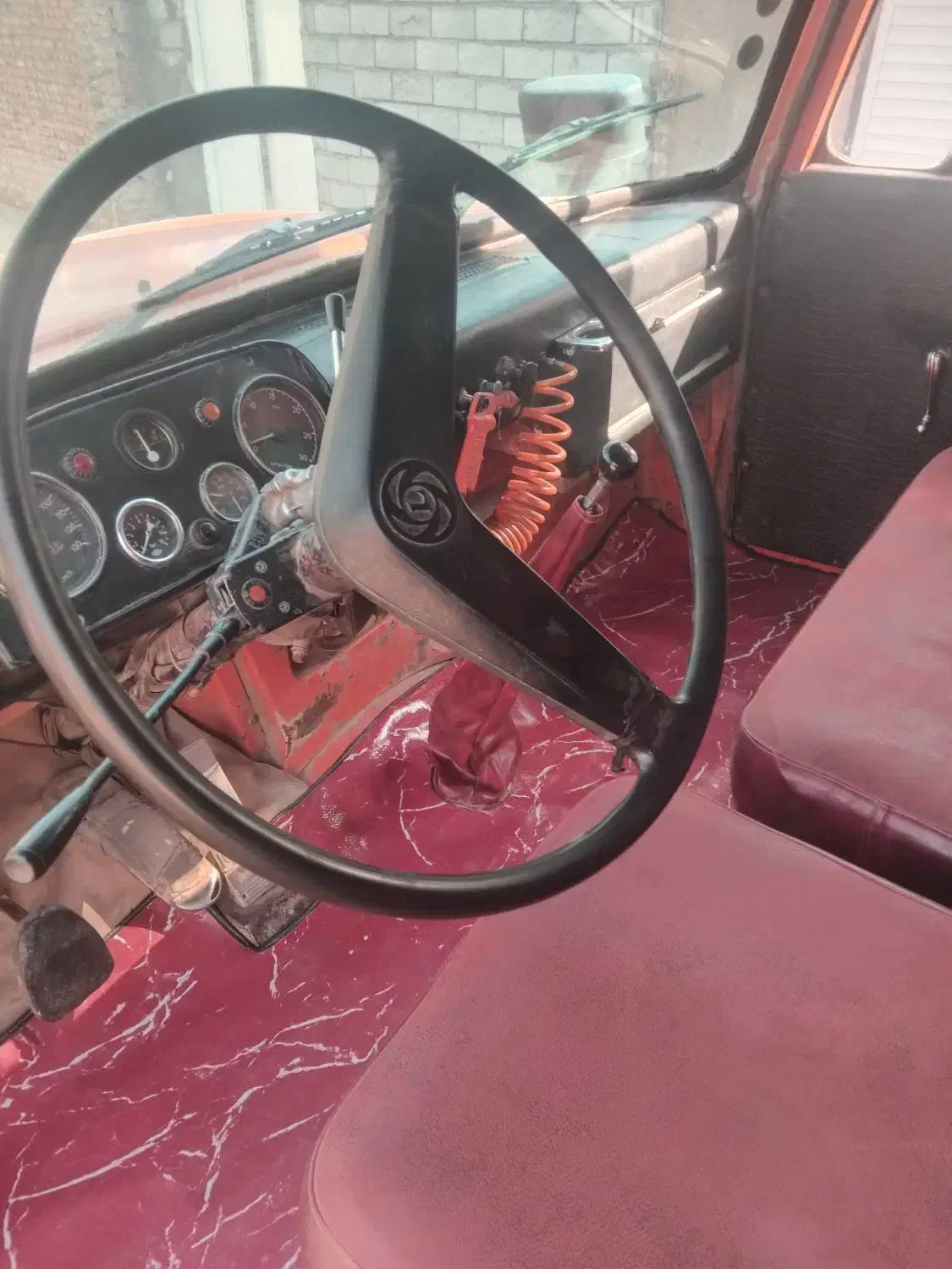 لیلاند|خودرو سنگین|شوط, |دیوار