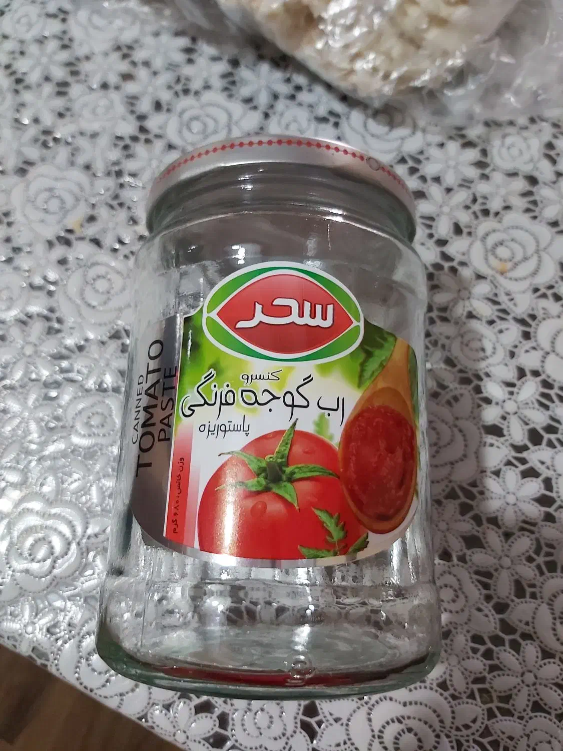 تعدادی شیشه رب درسایزهای مختلف|ظروف نگهدارنده، پلاستیکی، یک‌بارمصرف|بندر انزلی, نوروزی|دیوار