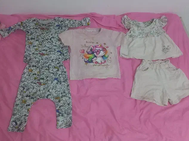 ۲۵ تکه لباس بچه 250 ت|کفش و لباس بچه|خرمآباد, |دیوار