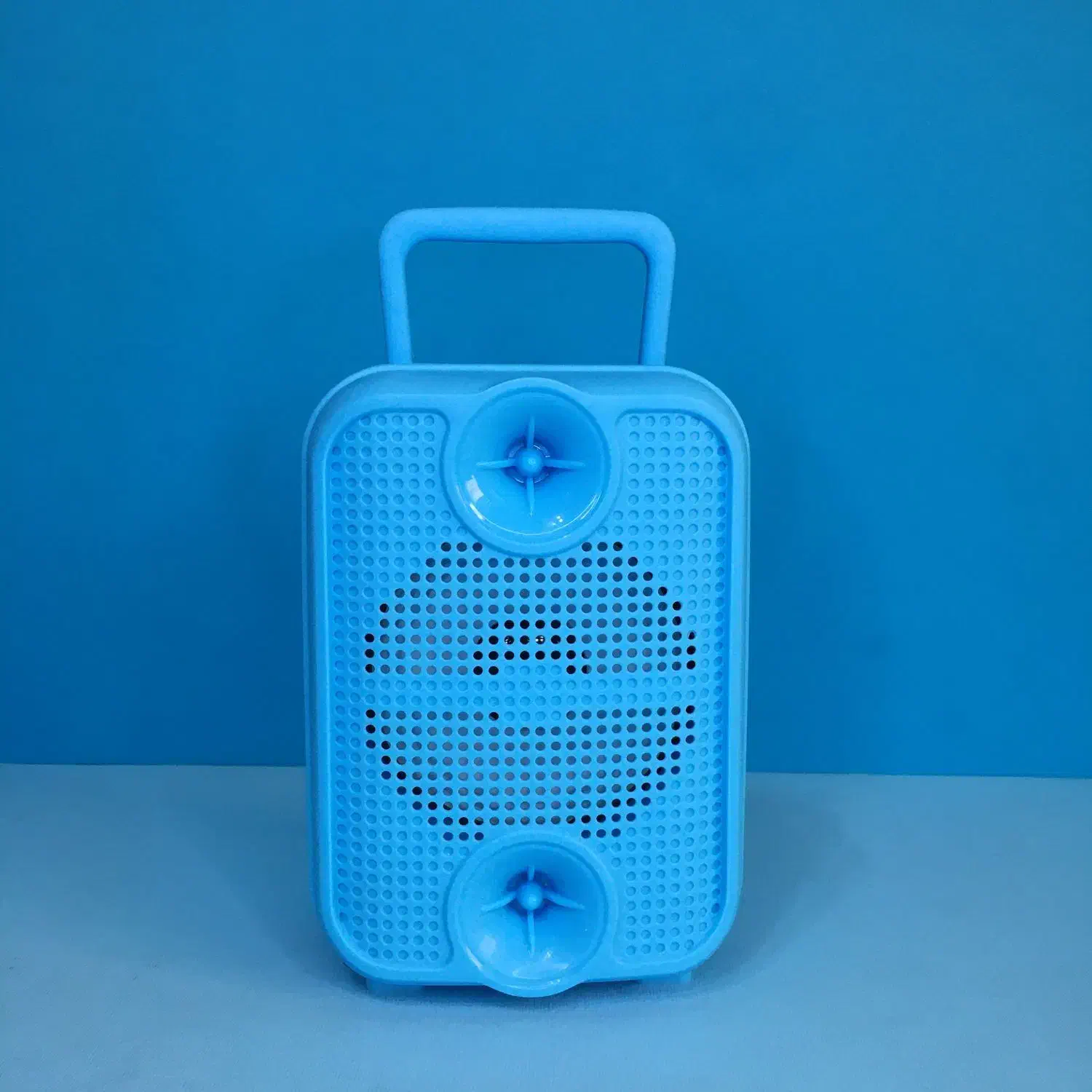 اسپیکر بلوتوثی رم فلش خور|پخش‌کننده همراه|اصفهان, برزان|دیوار