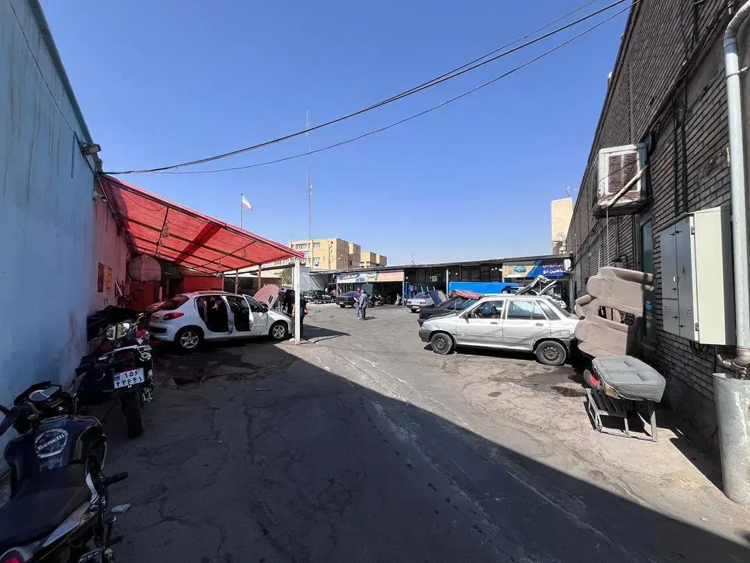 فروش فوری مجموعه تجاری بارانداز (گاراژ) در منجم|فروش مغازه و غرفه|تبریز, |دیوار