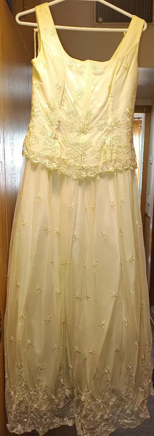 لباس مجلسی|لباس|تهران, آسمان|دیوار