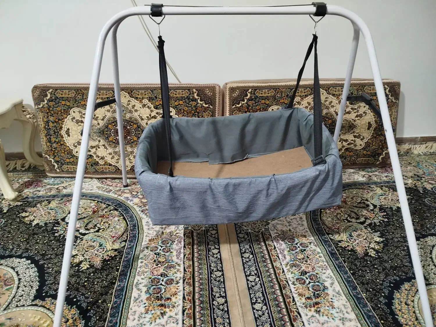 گهواره نوزاد|تخت و سرویس خواب|خرمدره, |دیوار