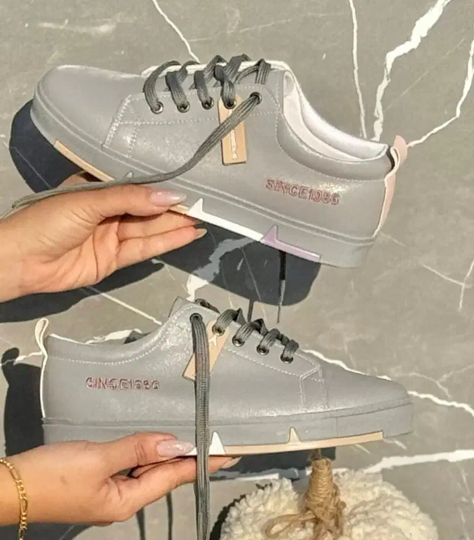 کتانی|کیف، کفش، کمربند|اردبیل, |دیوار