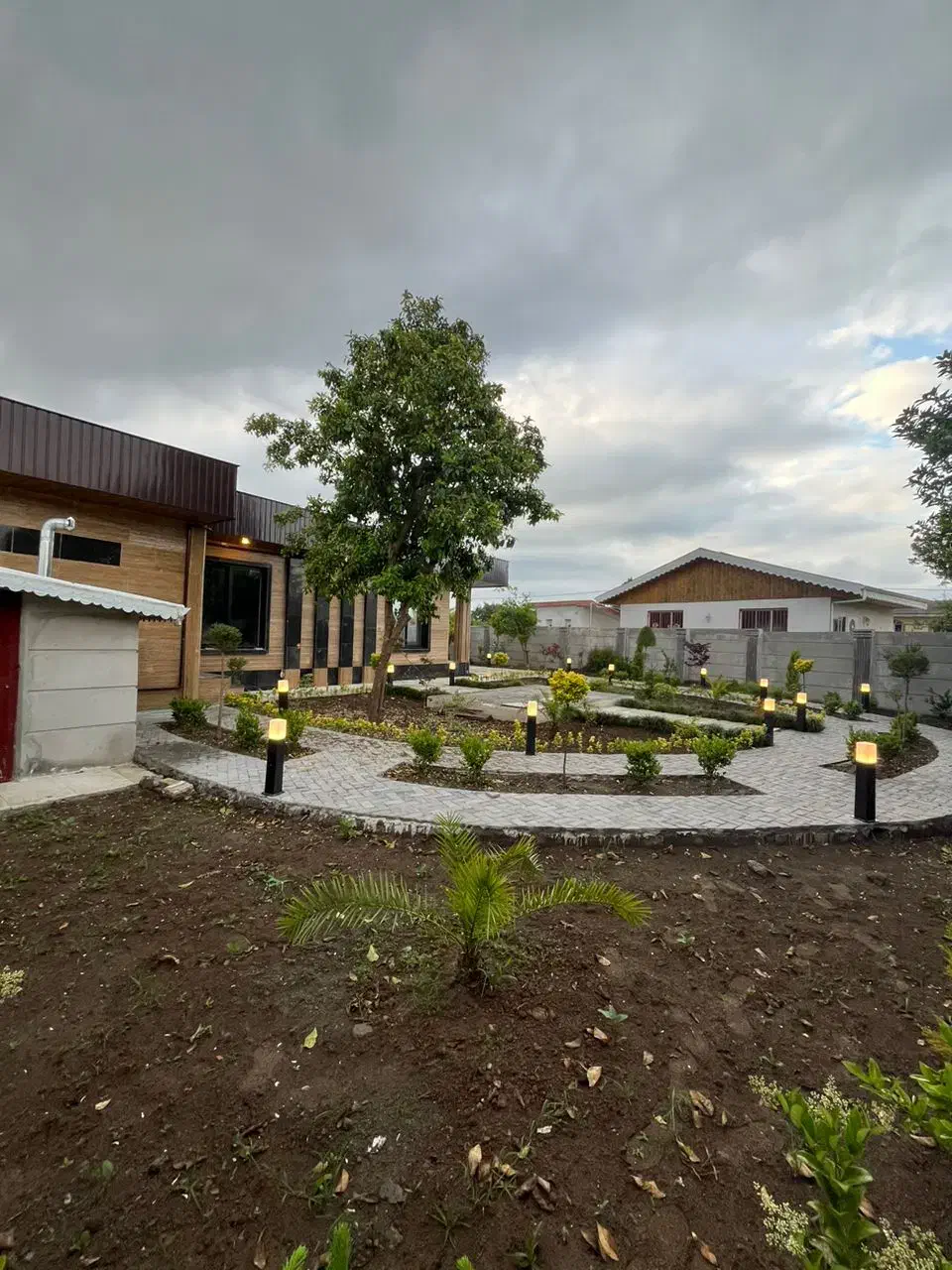 ویلا باغ استخر دار ساحلی سند تک برگ|فروش خانه و ویلا|رشت, شکار اسطلخ|دیوار