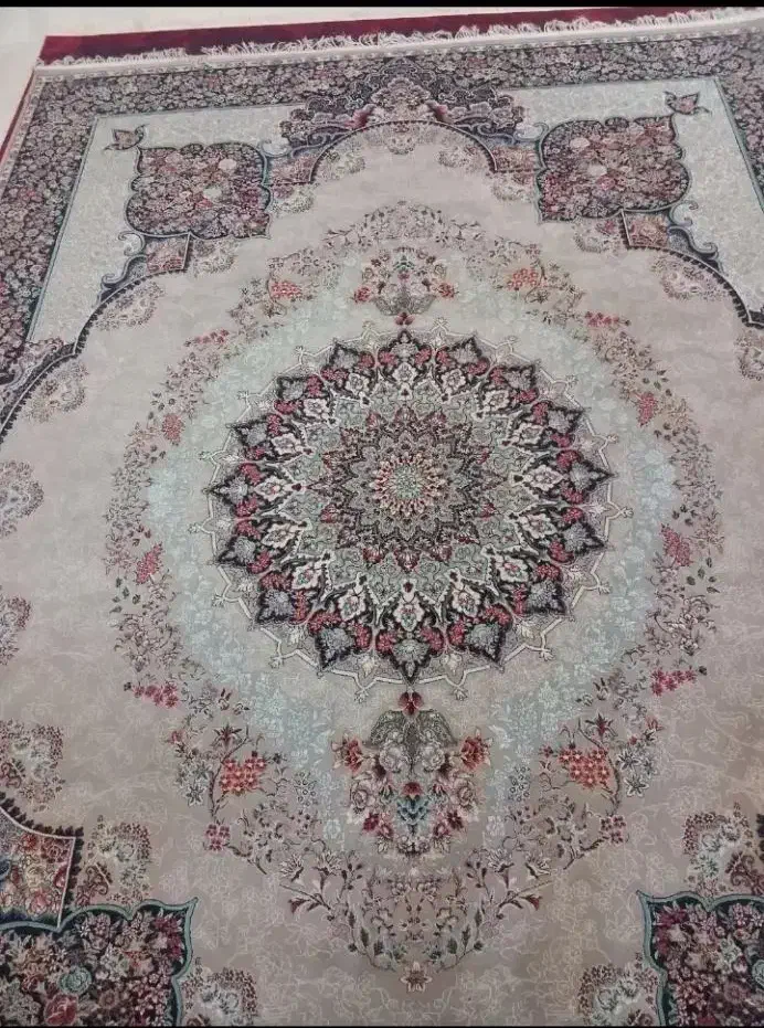 دو عدد فرش 9 متری مهستان بسیار زیبا در حد نو|فرش|خرم‌آباد, |دیوار