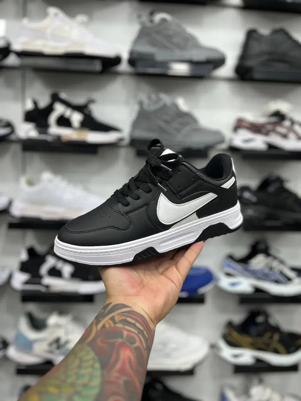 کفش نایک مردانه عمده با تنوع سایز و رنگ|کیف، کفش، کمربند|اسلام‌شهر, شهرک توحید|دیوار