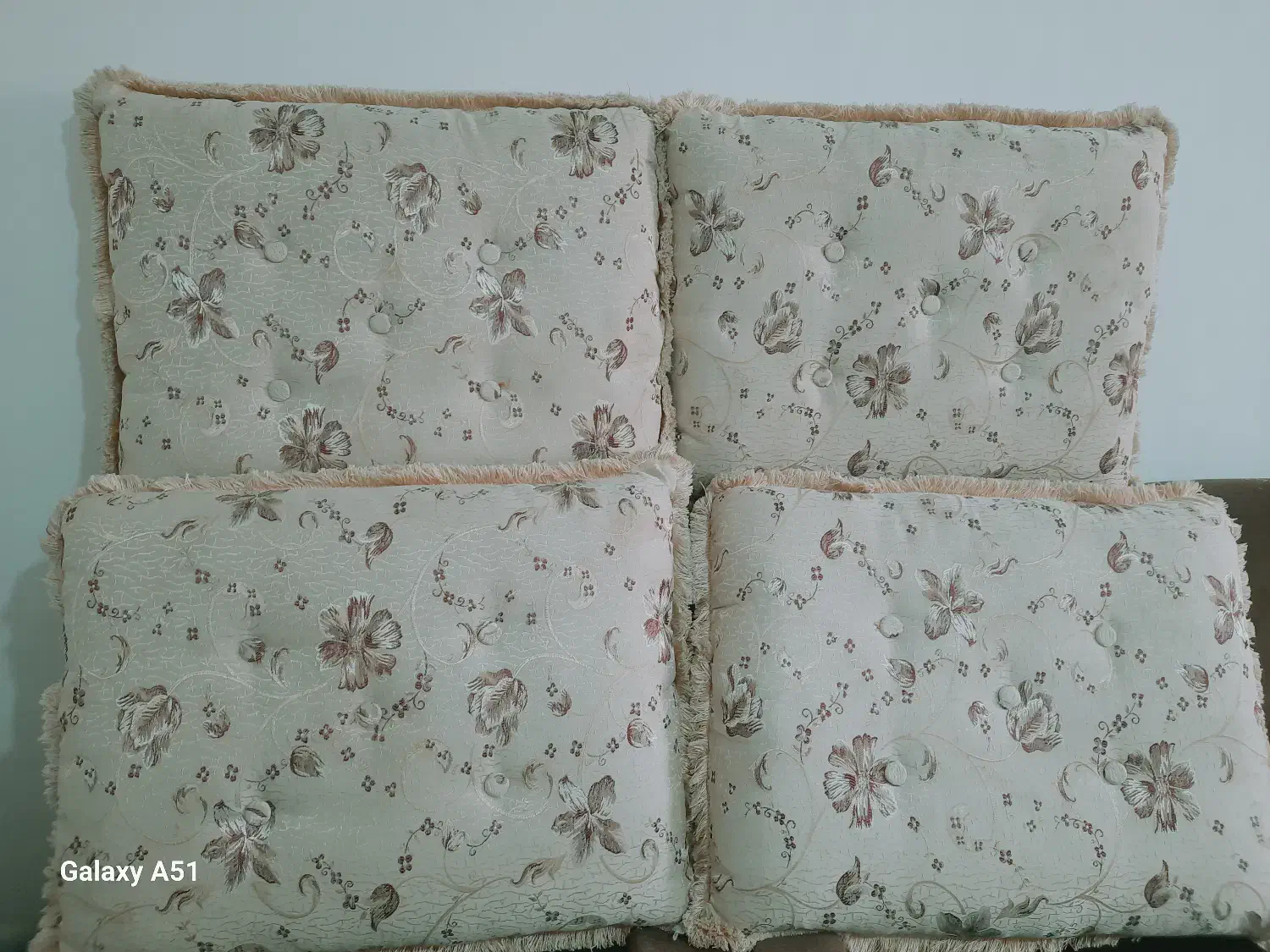 ۴ عدد پشتی درحد نو|پشتی|بندر ماهشهر, |دیوار