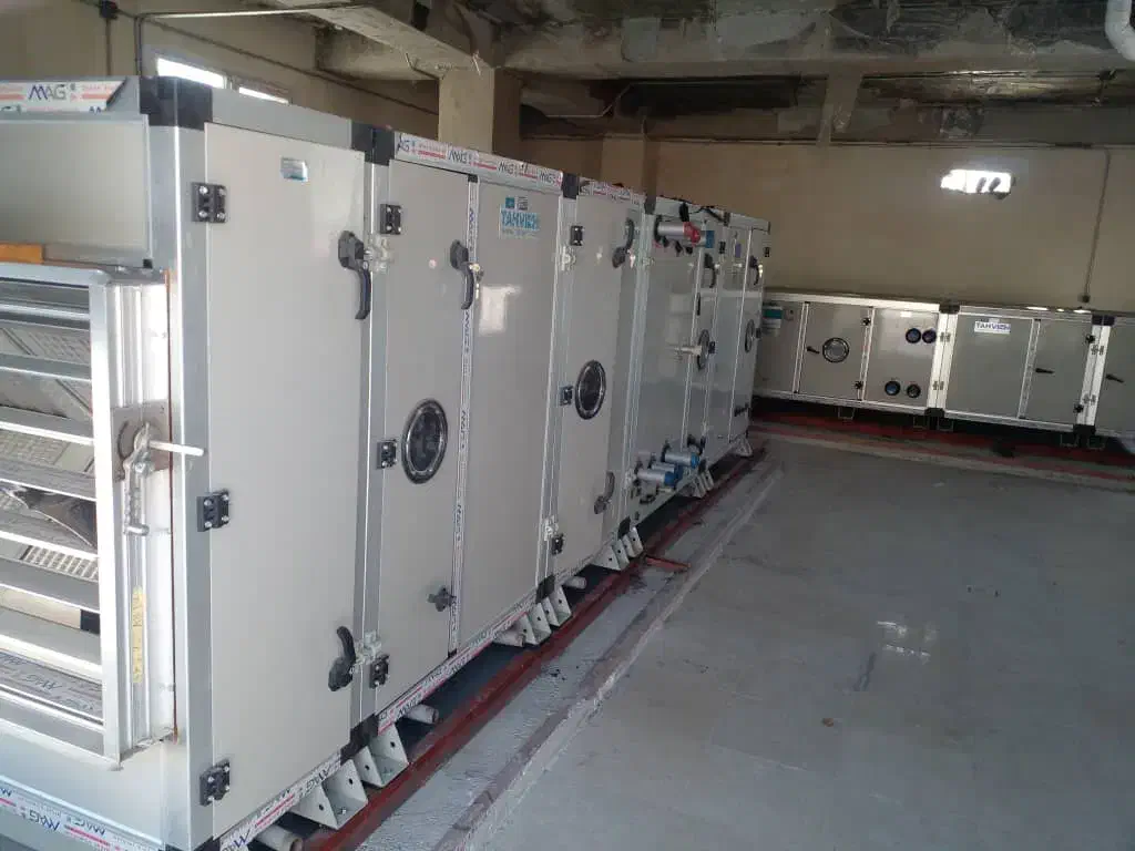 تعمیرات اسپلیت کولر گازی چیلر و انواع دمنده ومکنده|خدمات پیشه و مهارت|کرمانشاه, |دیوار