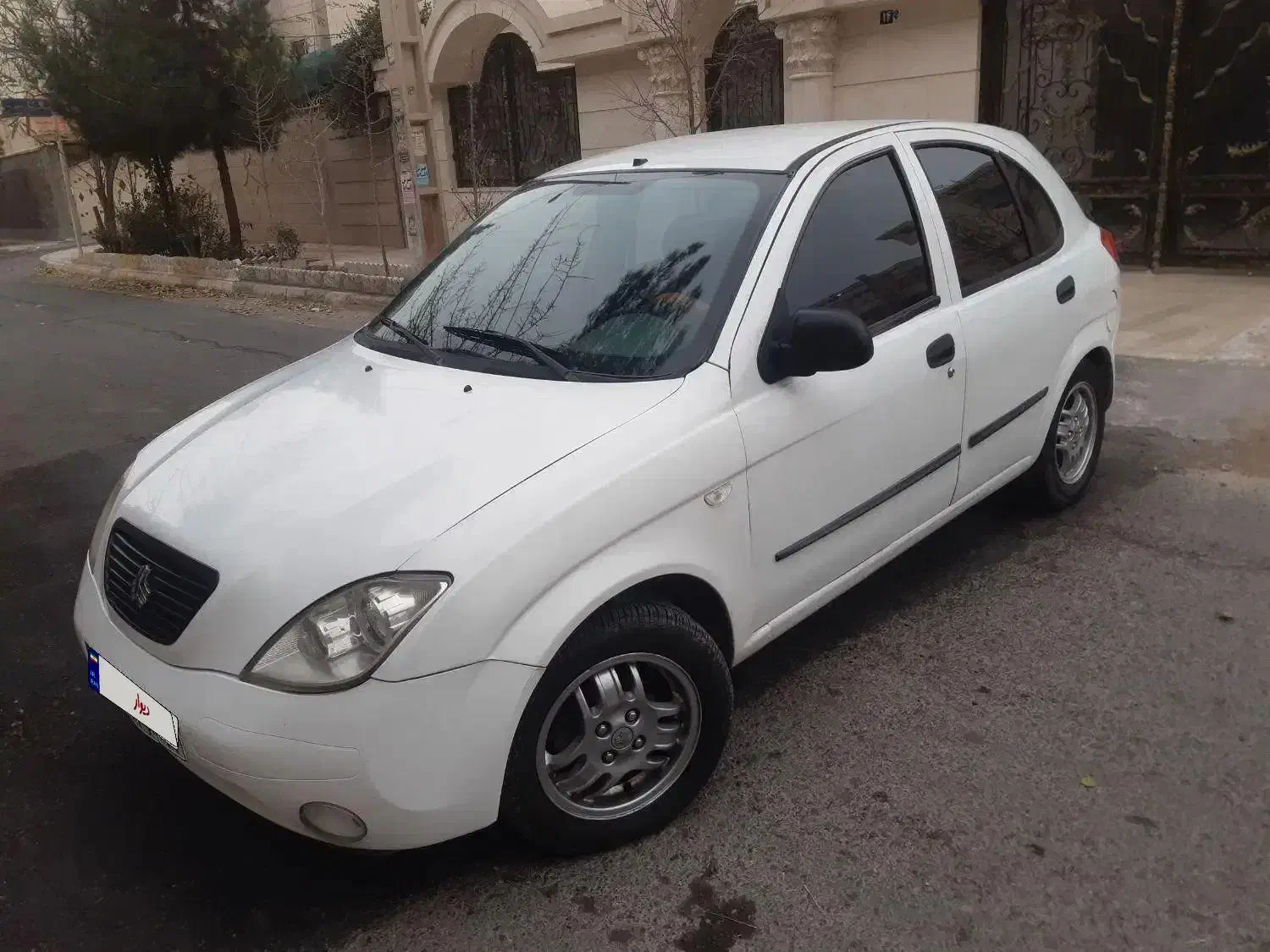 تیبا ۲ مدل ۹۵|خودرو سواری و وانت|پرند, فاز ۱|دیوار