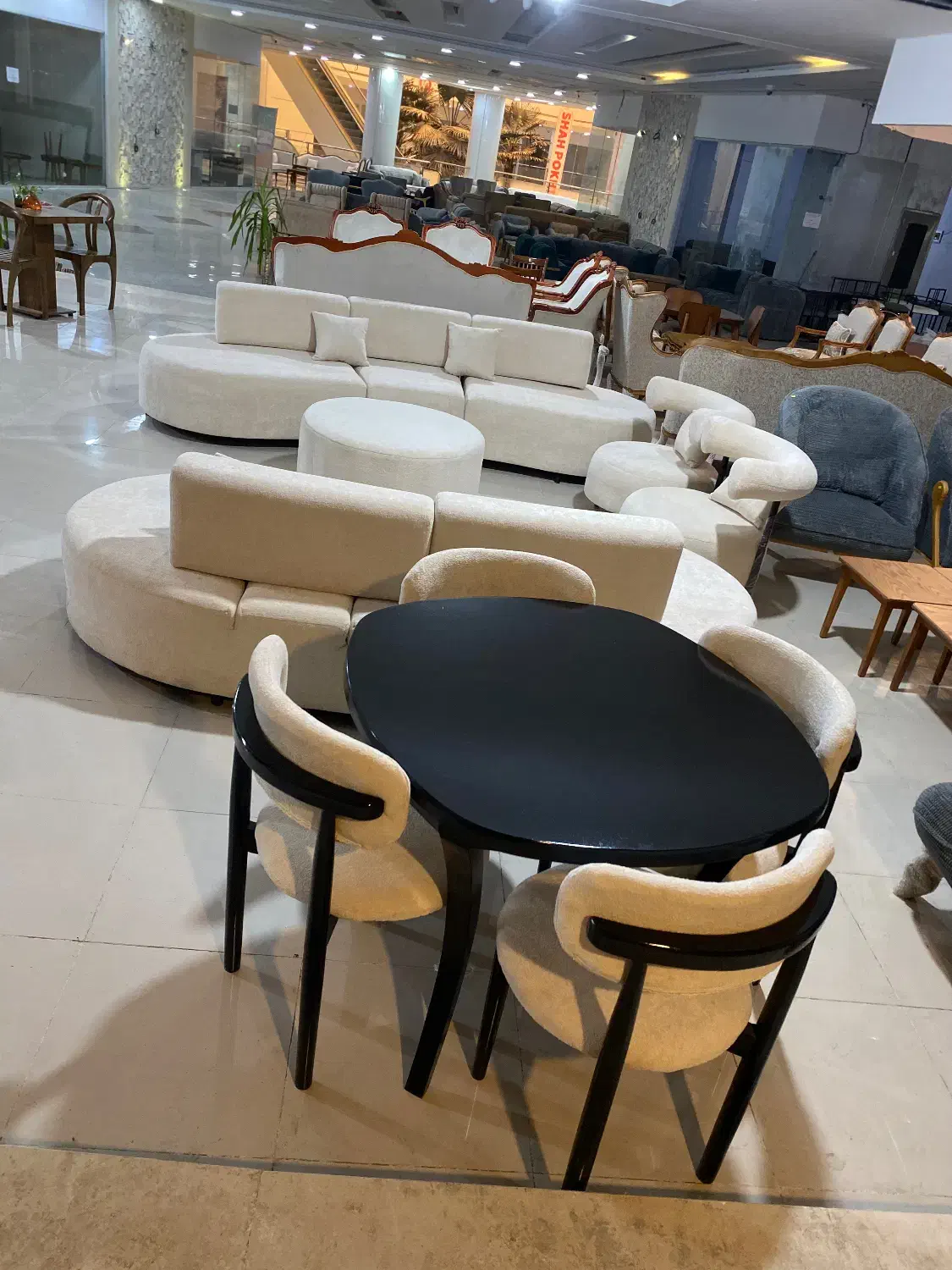 میز غذا خوری/ کد ۸۹۰۱|میز و صندلی غذاخوری|قشم, |دیوار