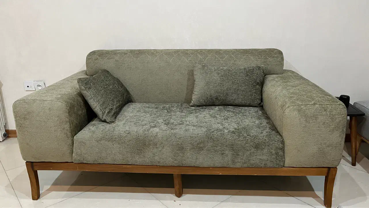 فروش مبل دونفره خیلی باکیفیت|مبلمان خانگی و میز عسلی|تهران, ونک|دیوار