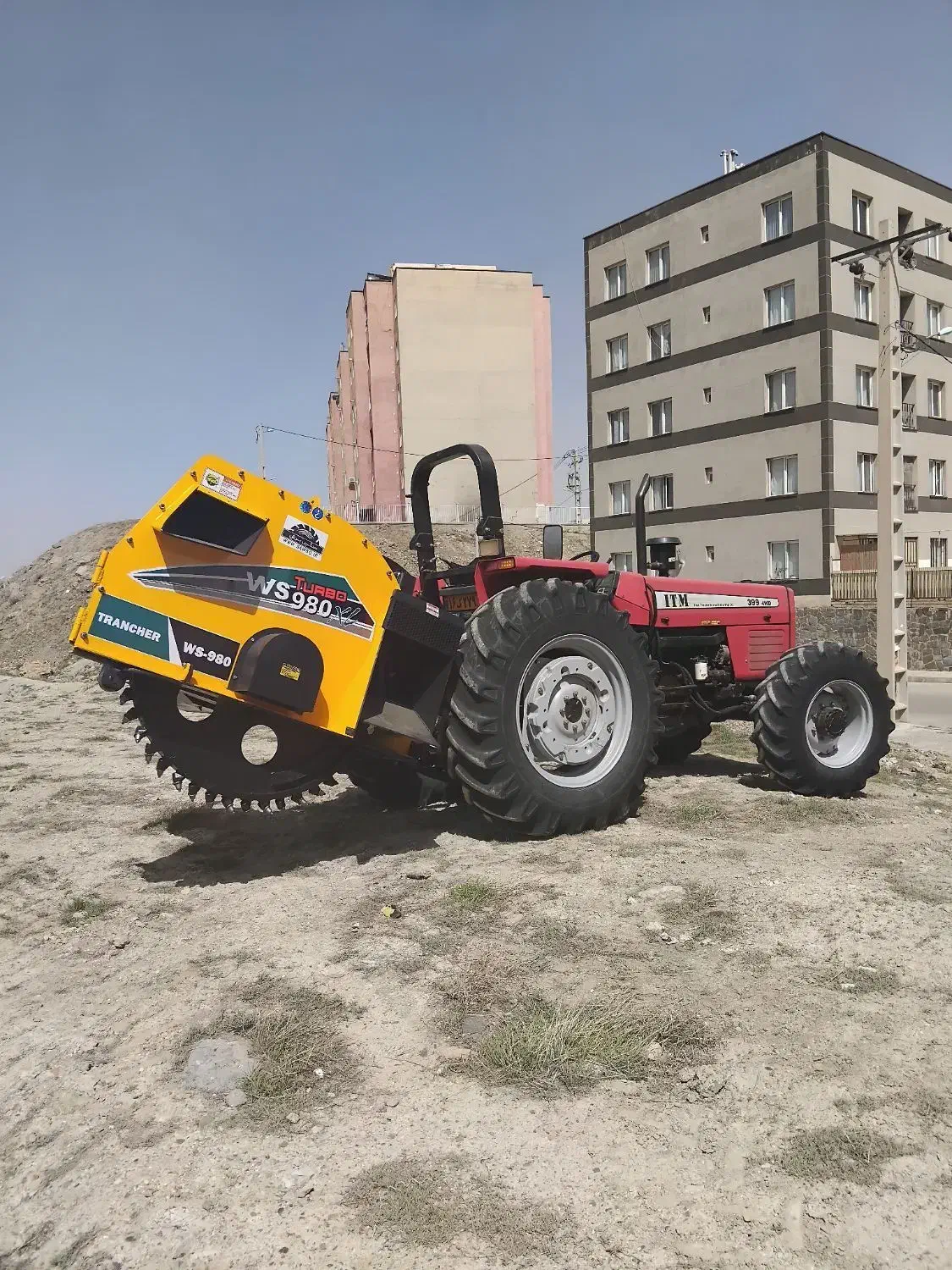 ترنچر .برش اسفالت.کاتر.ترنچر تراکتوری بیل مکانیکی|ماشینآلات صنعتی|اهواز, شریعتی جنوبی|دیوار