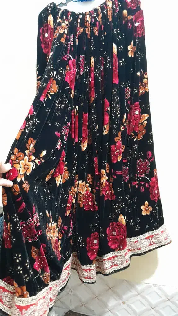 لباس محلی|لباس|چرام, |دیوار