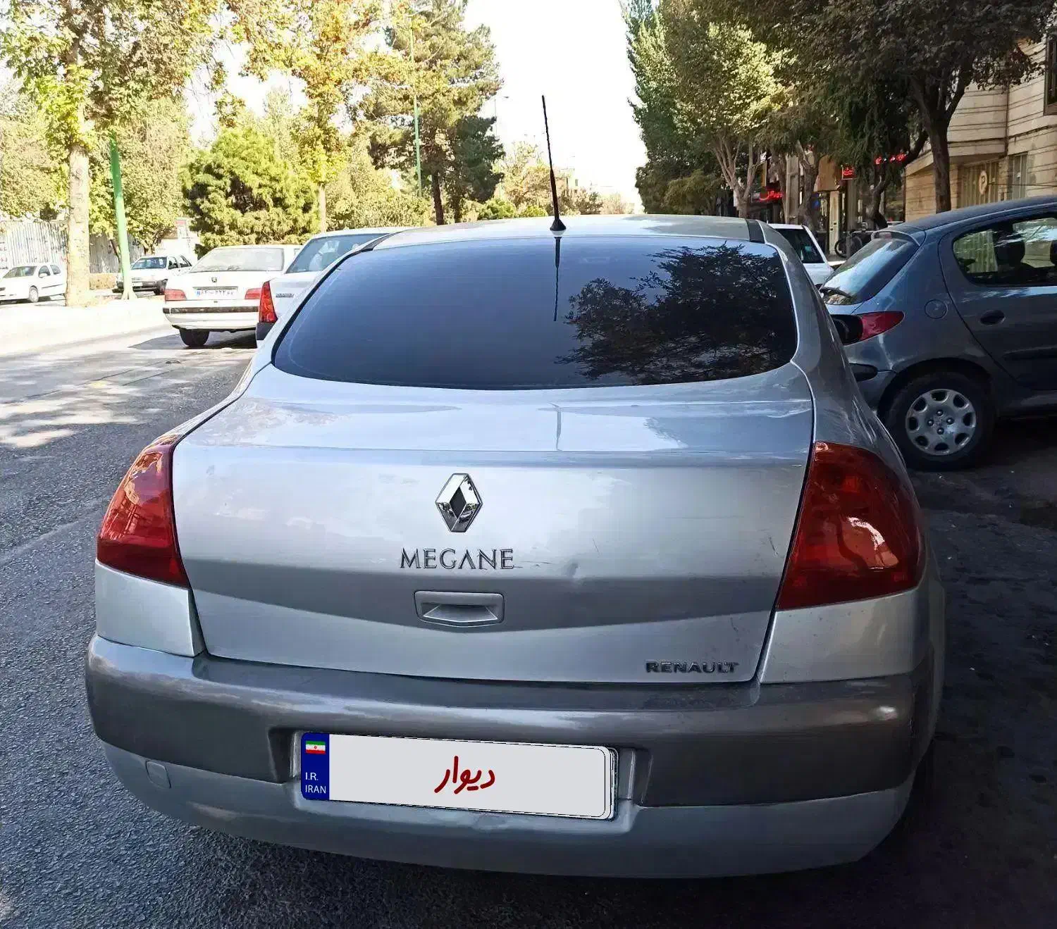 مگان فرانسوی- مدل ۲۰۰۶|خودرو سواری و وانت|اصفهان, باغ کاران|دیوار