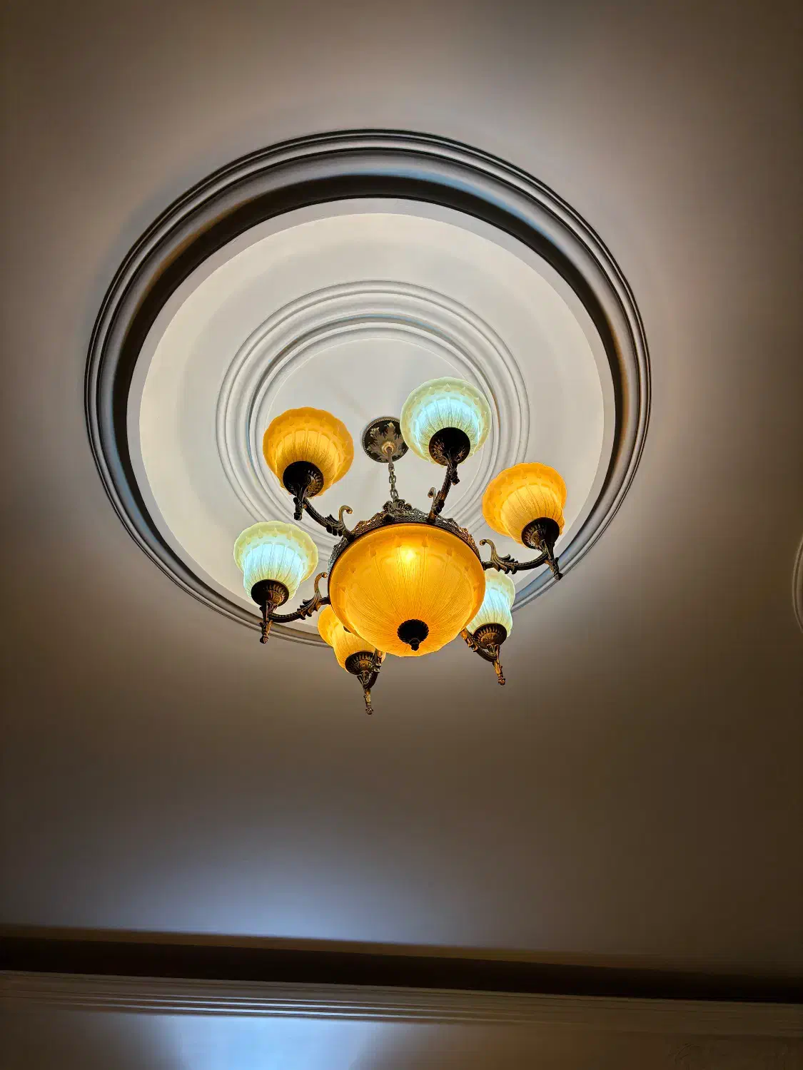 لوستر طرح سنگ با دیوارکوب|لوستر و چراغ آویز|مشهد, هنرستان|دیوار