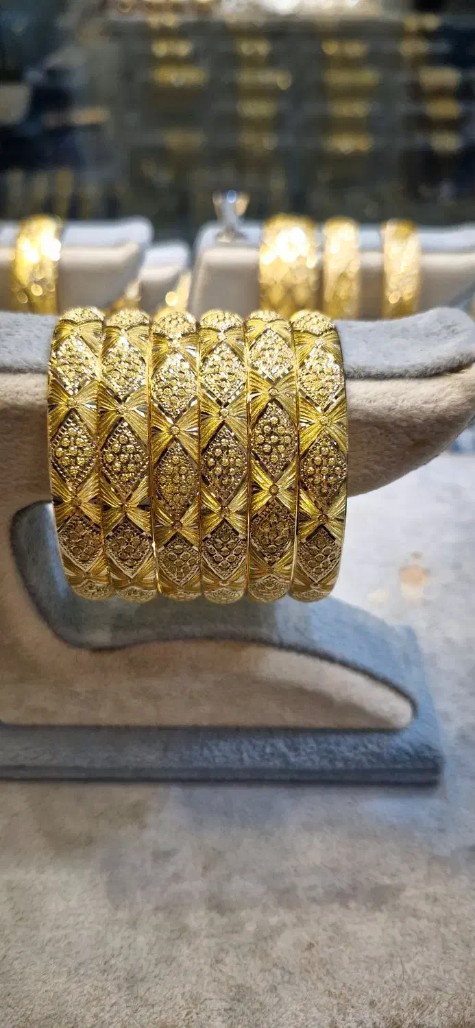 طلای بدون اجرت و مالیات  در طلا و جواهر بابک سربخش|جواهرات|اهواز, نادری|دیوار