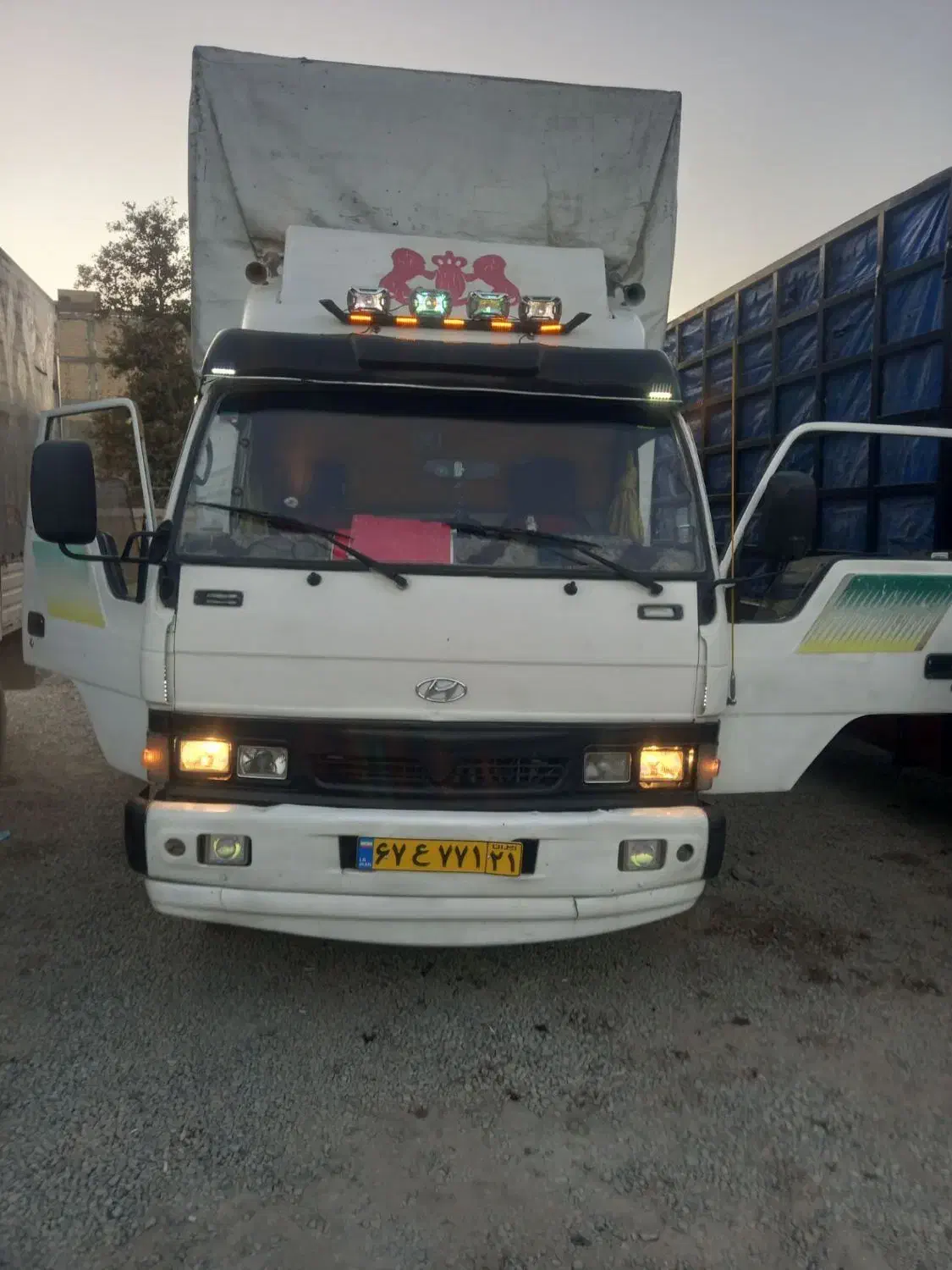 اتوبارباربری‌کل‌کرج خاوربزرگ‌نیسان‌وانت..|خدمات حمل و نقل|محمدشهر, ولدآباد|دیوار