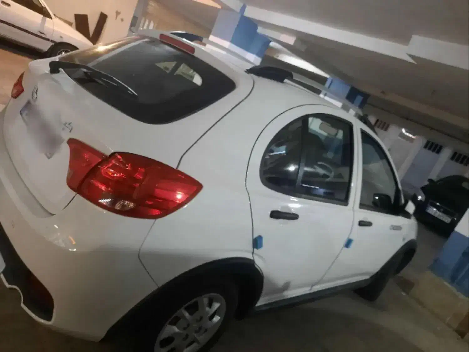 کوئیک 402|خودرو سواری و وانت|پرند, فاز ۴|دیوار