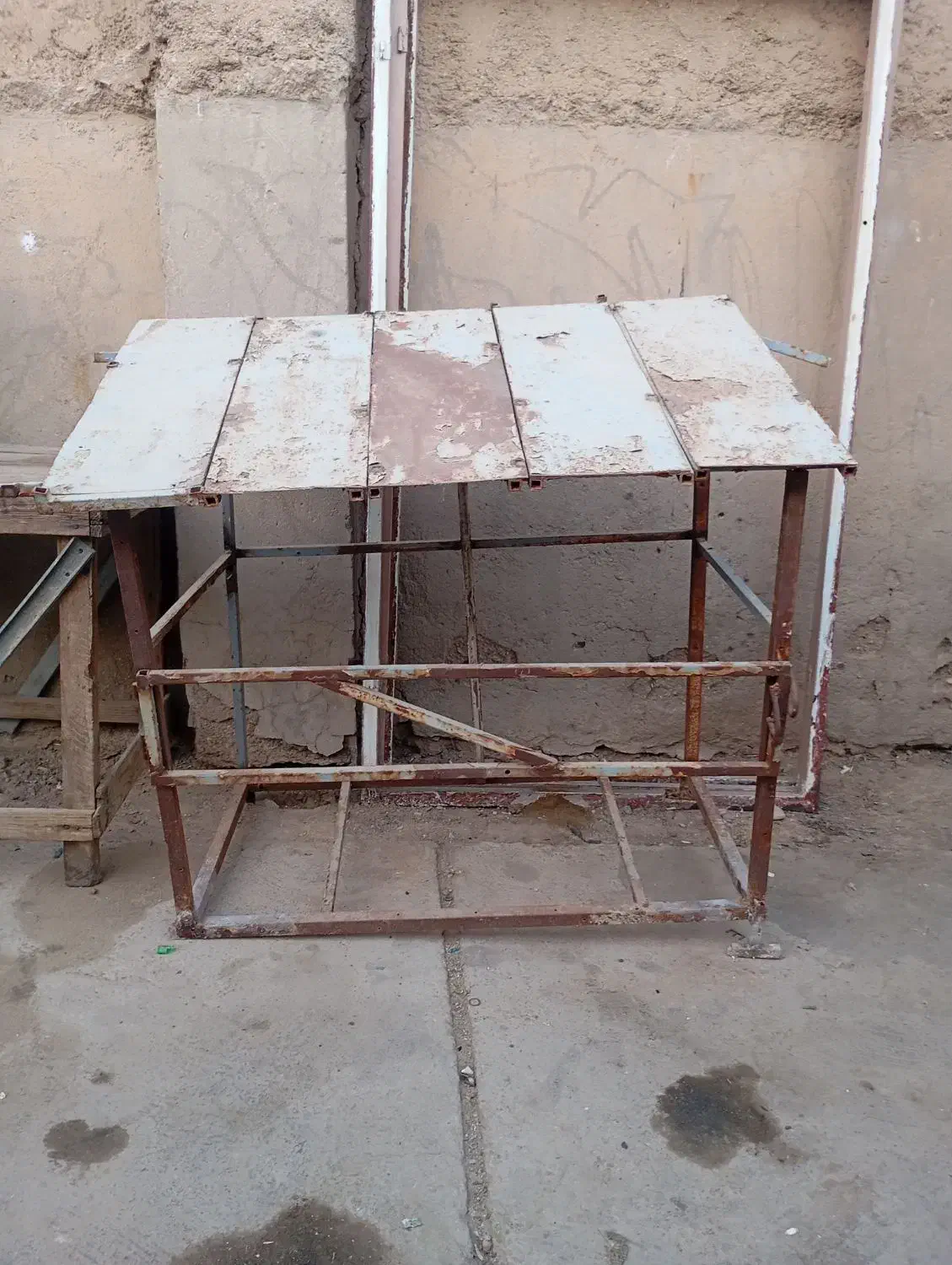 جا کولری|کولر گازی و فن‌کوئل|چمران, |دیوار