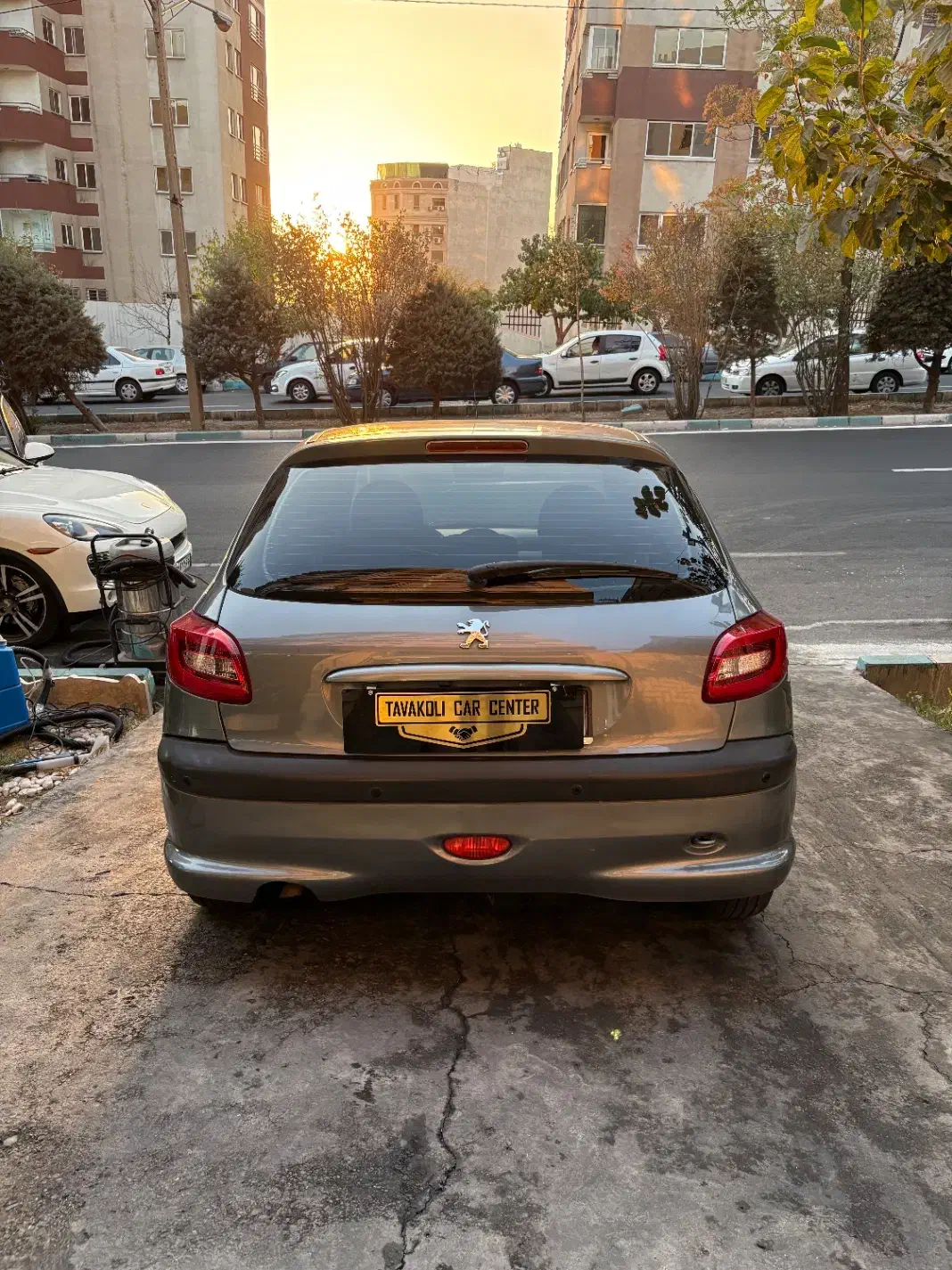 پژو 206 خاکستری تیپ ۶|خودرو سواری و وانت|تهران, آسمان|دیوار