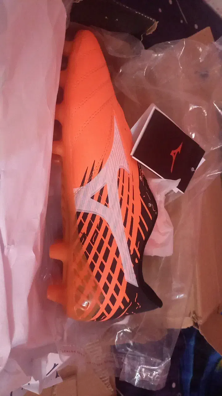 کفش میزانو استوک دار اک اک|ورزش‌های توپی|اهواز, کوی شایسته|دیوار