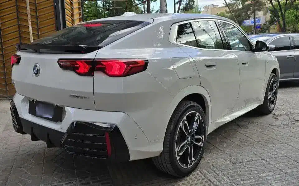 BMW 2025|خودرو سواری و وانت|اصفهان, آبشار|دیوار