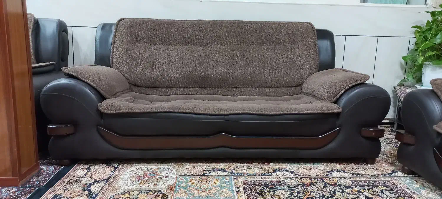 مبل راحتی ۷نفره|مبلمان خانگی و میز عسلی|شهرکرد, |دیوار