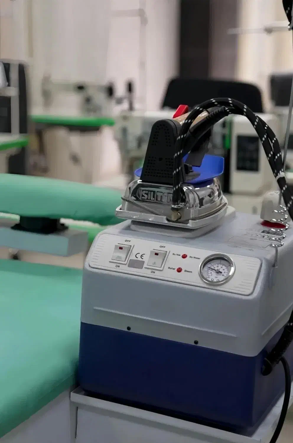 نیازمند خیاط  خانم کار بلد|استخدام صنعتی، فنی، مهندسی|ایلام, |دیوار