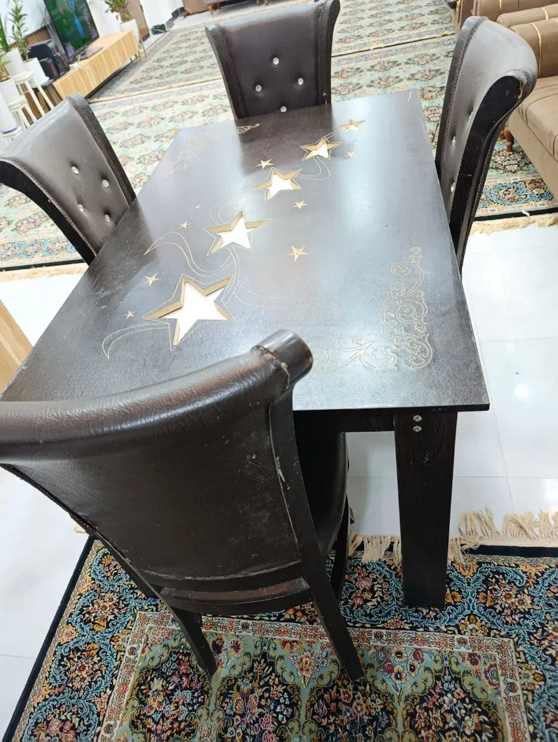 میز ناهارخوری|میز و صندلی غذاخوری|زاهدان, |دیوار