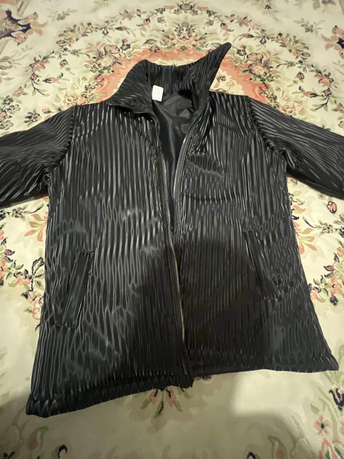 فروش کاپشن اوریجینال در حد نو|لباس|آستارا, |دیوار