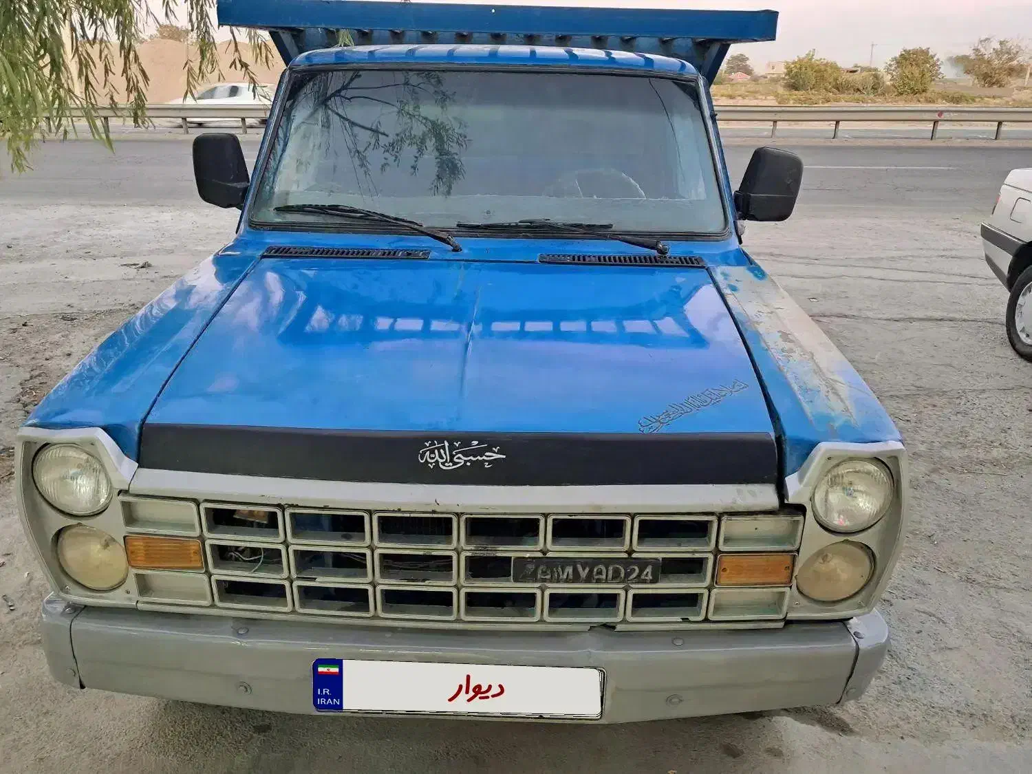 نیسان وانت تناژ پایین۸۲ دوگانه|خودرو سواری و وانت|میاندوآب, |دیوار