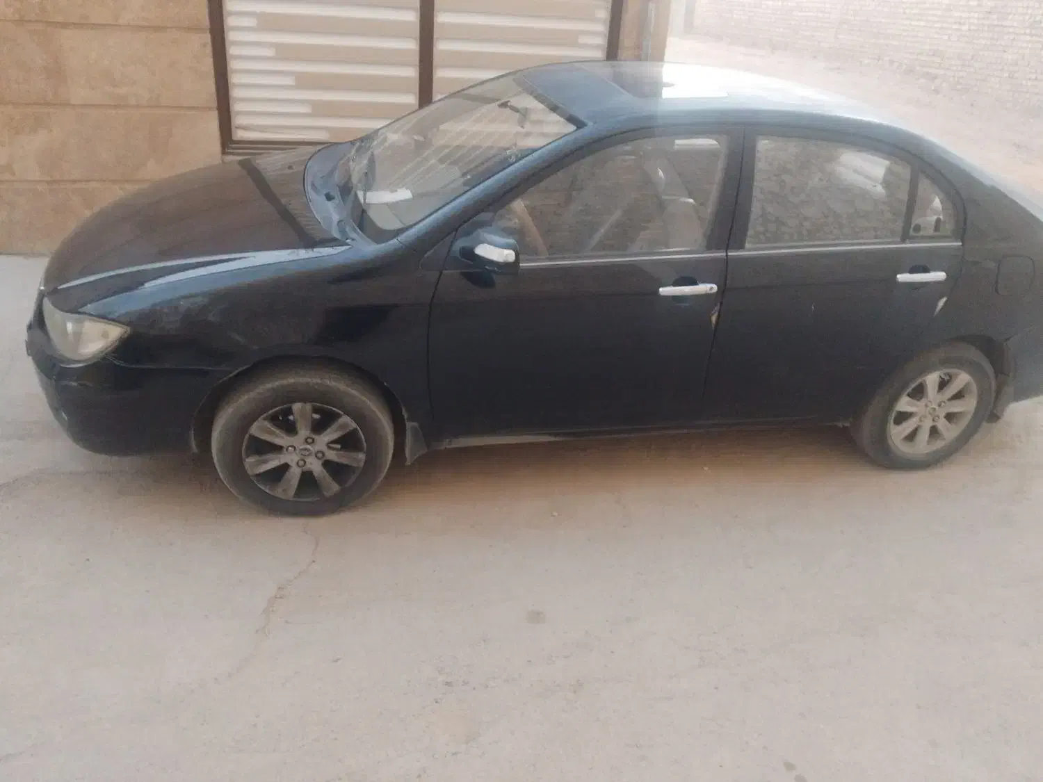 لیفان ۶۲۰موتور۱۸۰۰مدل۹۳|خودرو سواری و وانت|اصفهان, بهارستان|دیوار