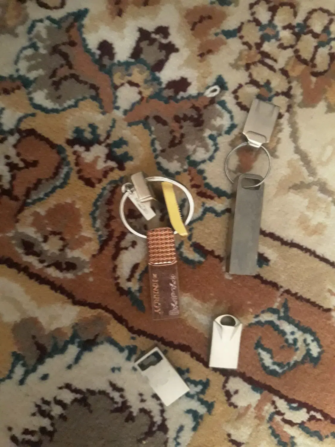 فلش USB|لوازم جانبی موبایل و تبلت|قم, شهید صیاد شیرازی|دیوار