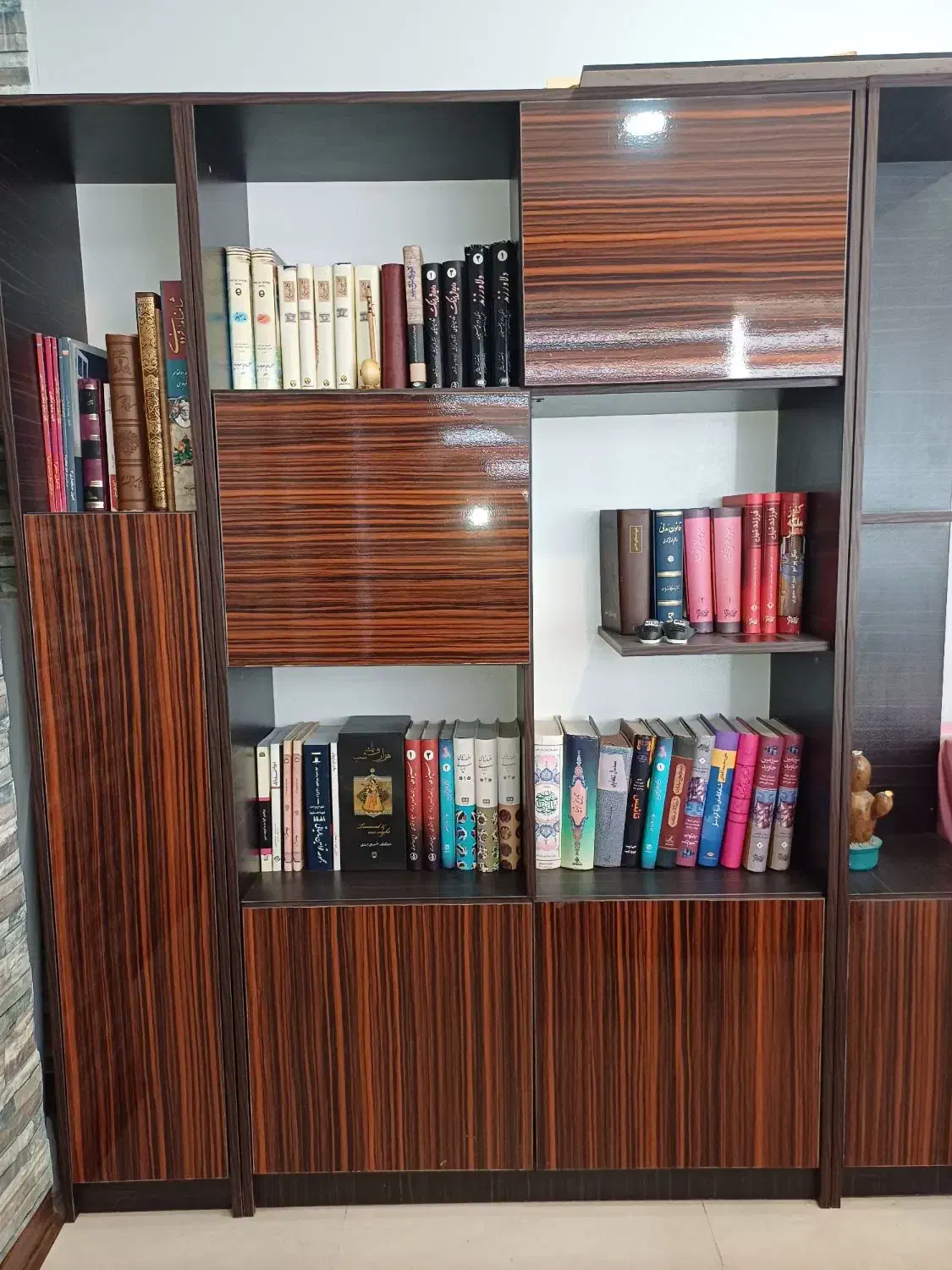 کتابخانه|کتابخانه، شلف، قفسههای دیواری|بندر ماهشهر, |دیوار