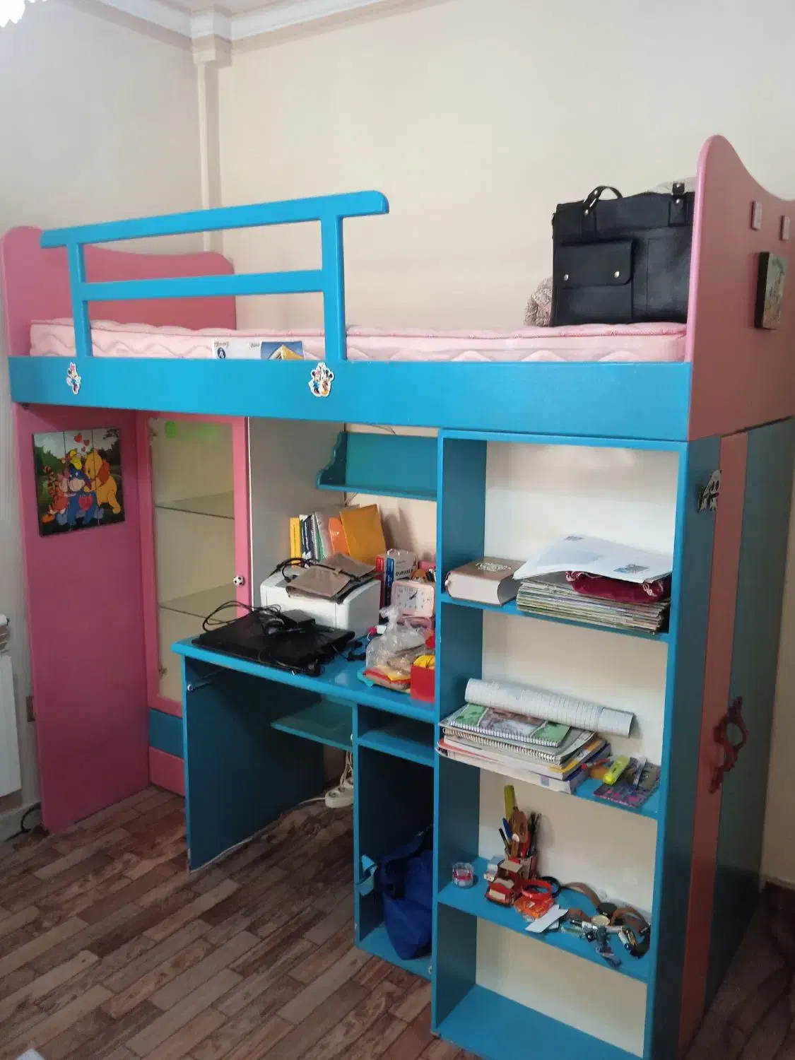 تخت خواب نوجوان،کتابخانه،میز تحریر،کمد|تخت و صندلی بچه|تهران, وردآورد|دیوار