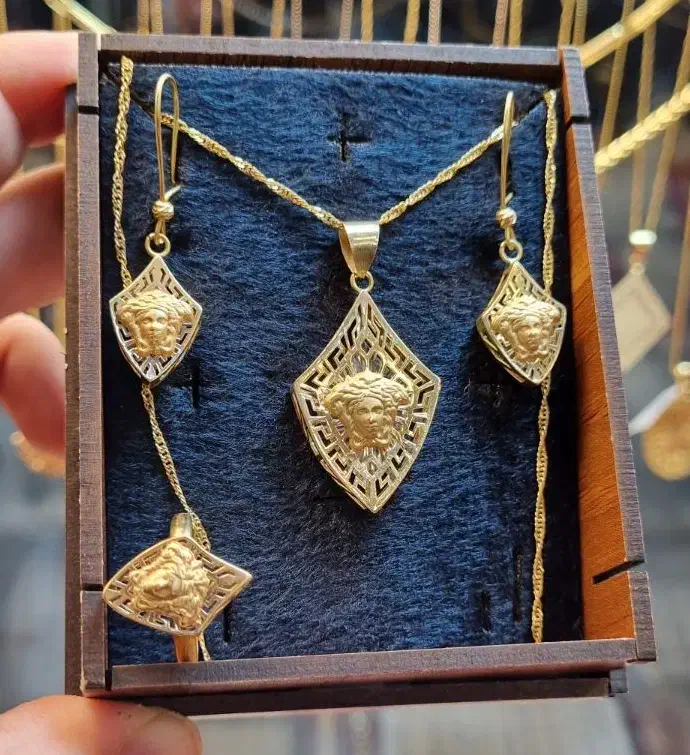 نیم ست طلا|جواهرات|اراک, |دیوار