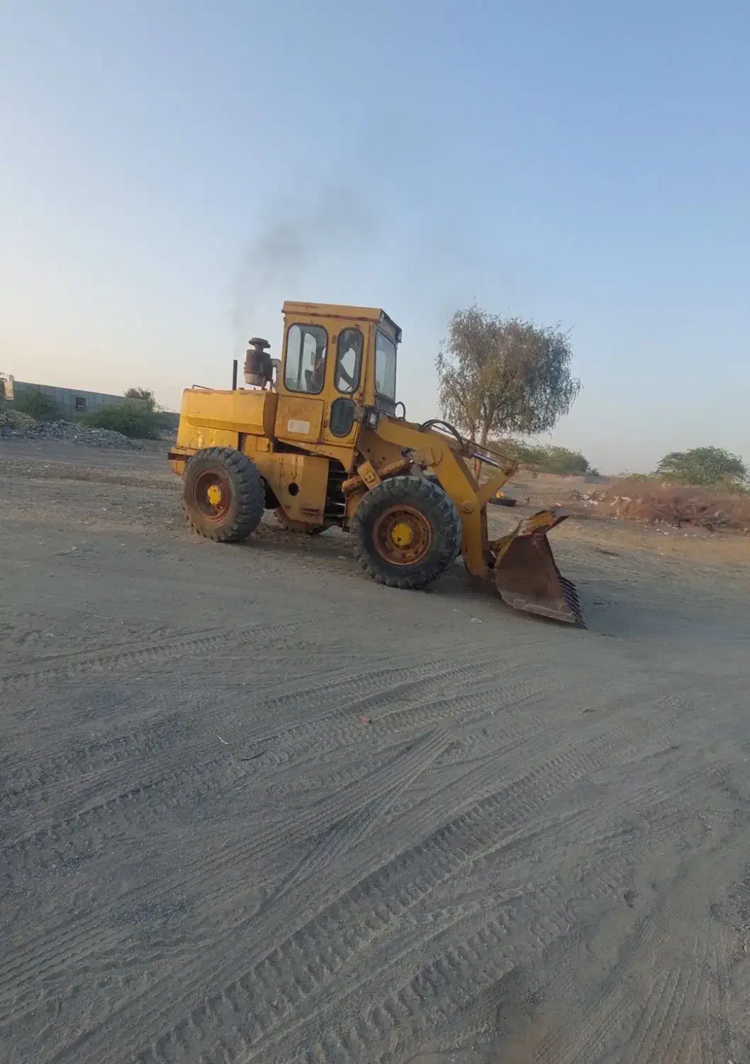 لودر هپکو ۵۲۰|خودرو سنگین|بند زرک, |دیوار