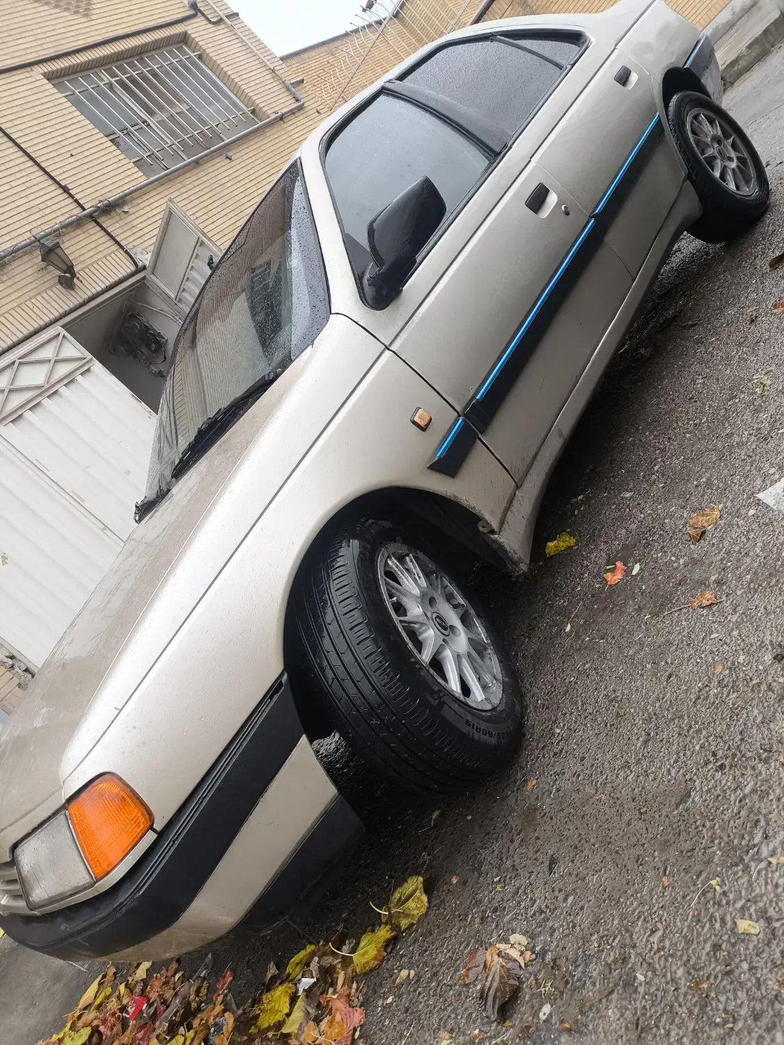 405بژ|خودرو سواری و وانت|فولادشهر, B2|دیوار