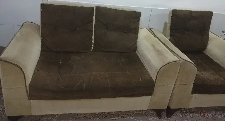 مبل|مبلمان خانگی و میز عسلی|اصفهان, حصه شمالی|دیوار