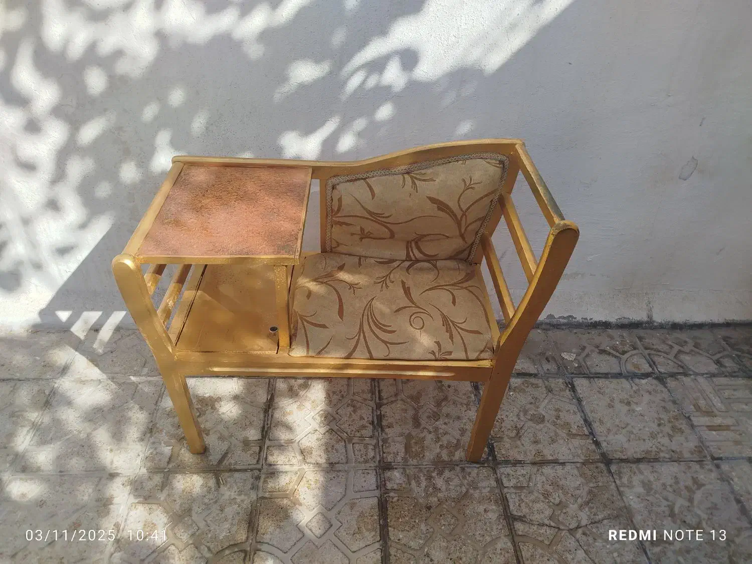 میز تلفن|میز تلفن|کاشان, معلم|دیوار