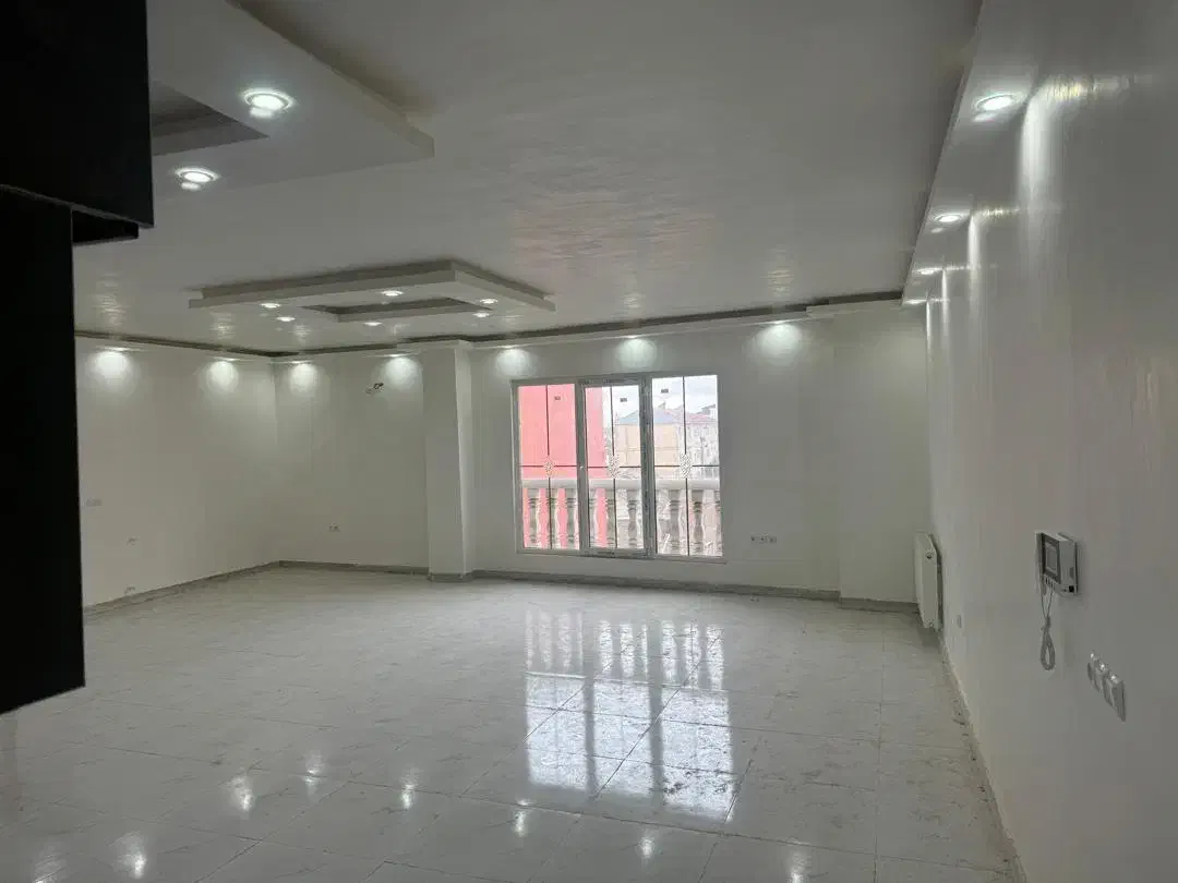 آپارتمان ۱۰۳ متری/کلیدنخورده/با پارکینگ اختصاصی|فروش آپارتمان|صومعهسرا, |دیوار