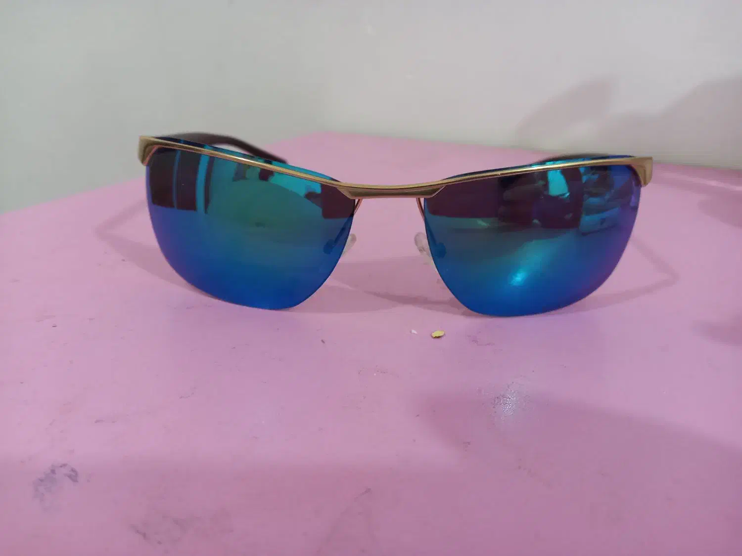 عینک پلیس|بدلیجات|اهواز, پادادشهر|دیوار