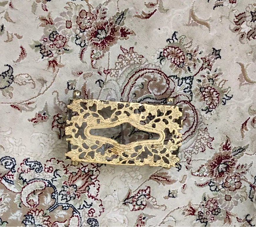 برنز|مبلمان خانگی و میز عسلی|صدرا-فارس, فاز ۱|دیوار